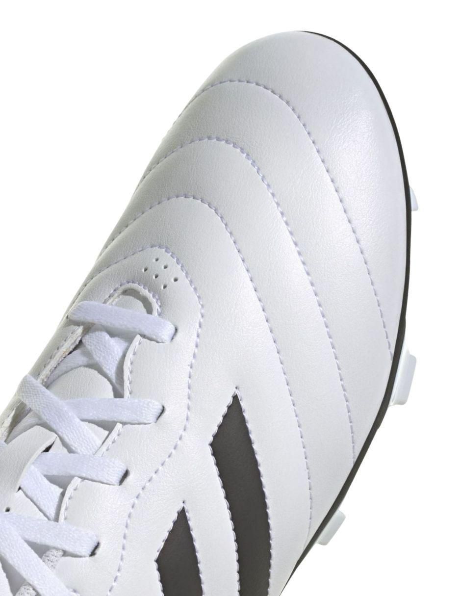 Tenis de hombre para fútbol