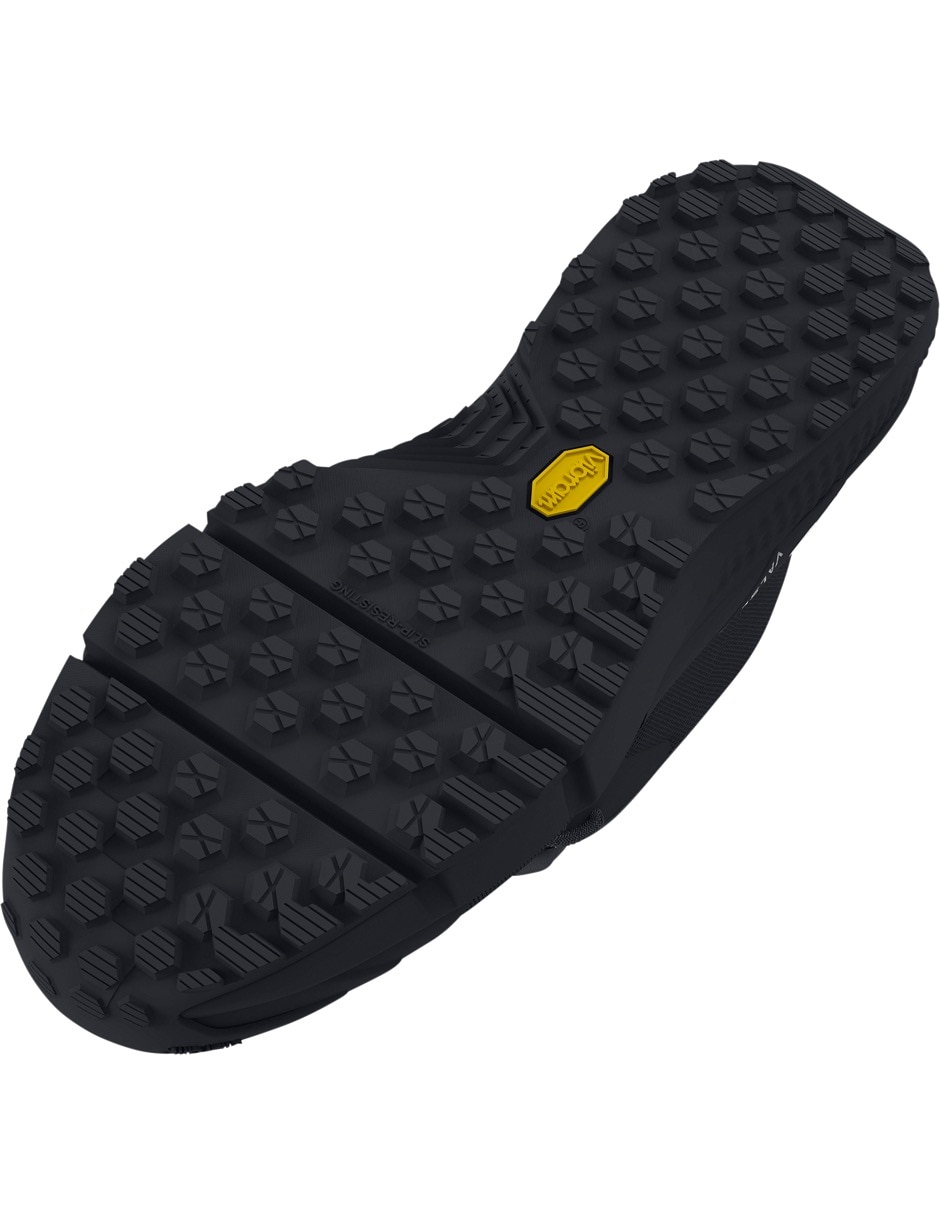 Bota Ua Charged Valsetz Midblk para montañismo de hombre 6