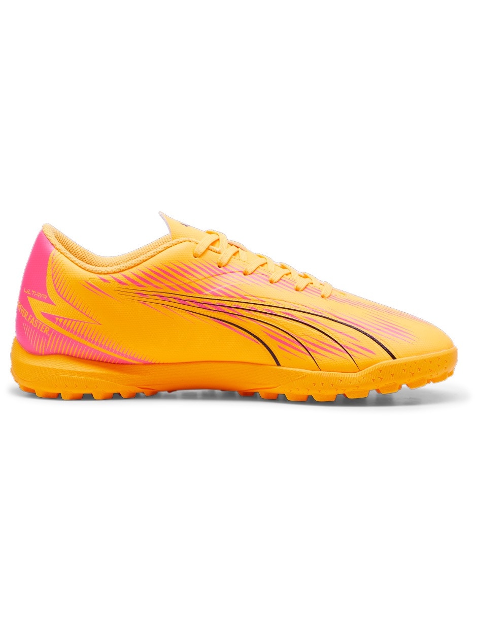 Tenis Ultra Play Tt para fútbol unisex