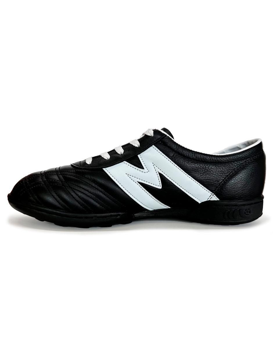 Tenis de hombre para fútbol 5