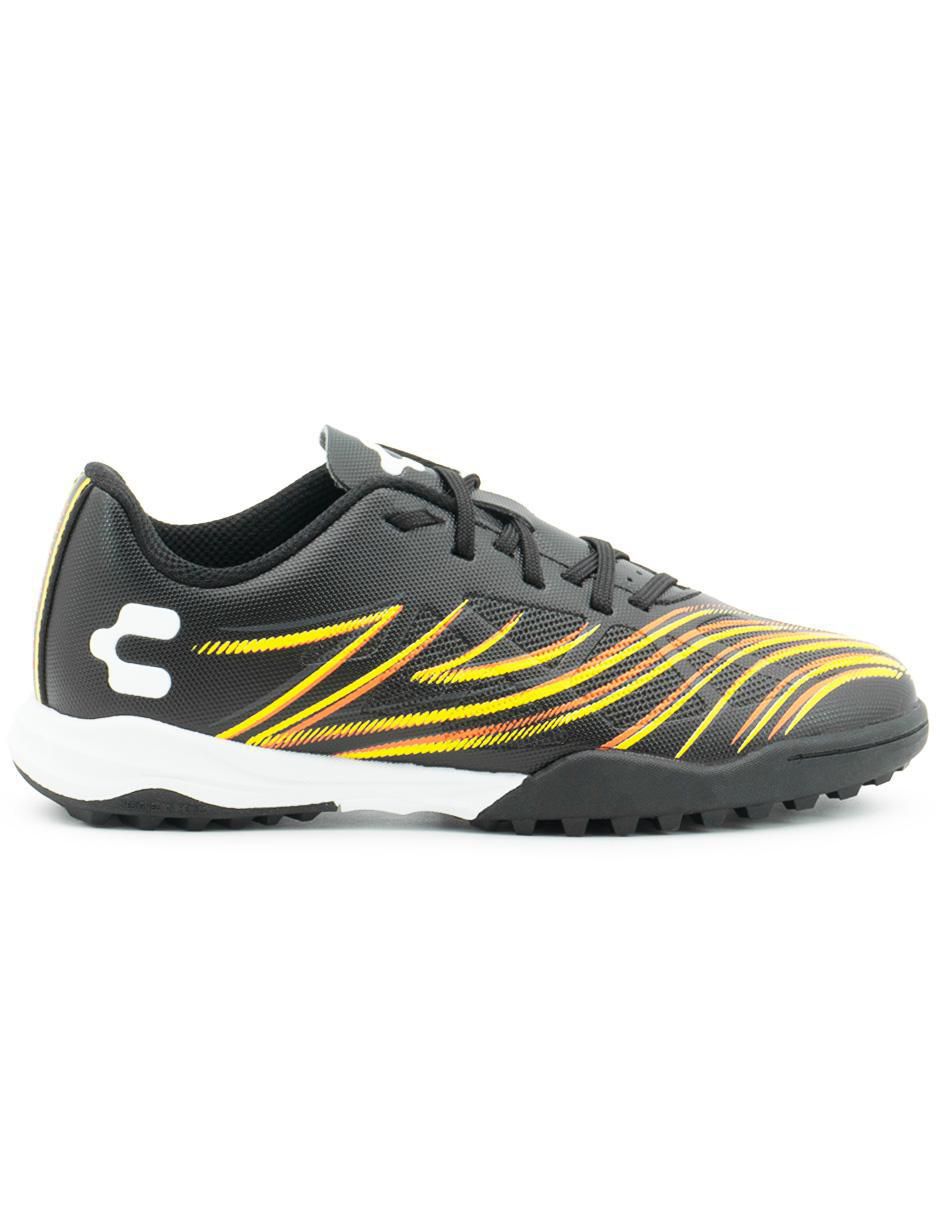 Tenis de hombre para fútbol