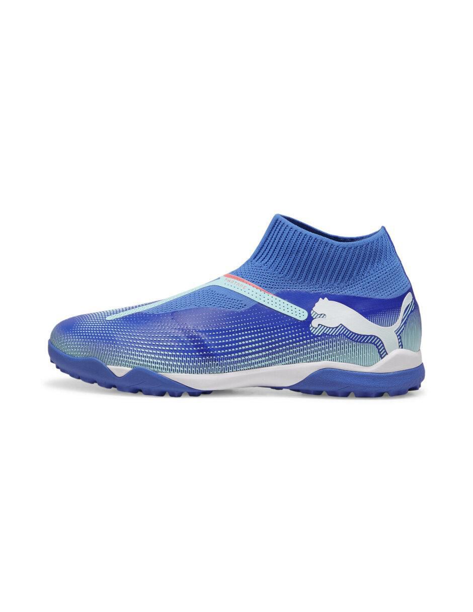 Tenis Ultra Play de hombre para fútbol