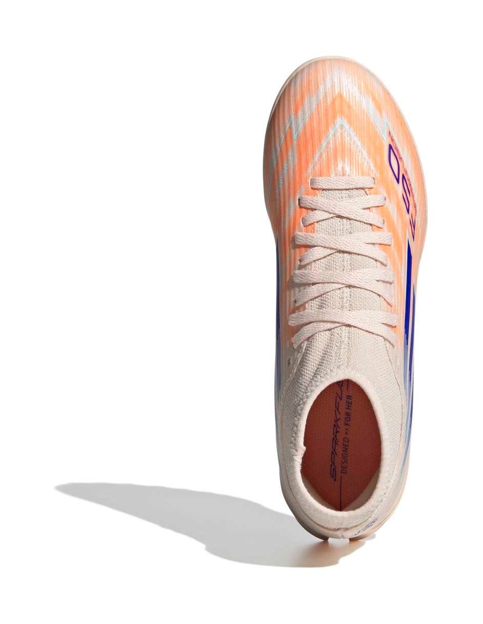 Tenis F50 para fútbol Adidas de mujer