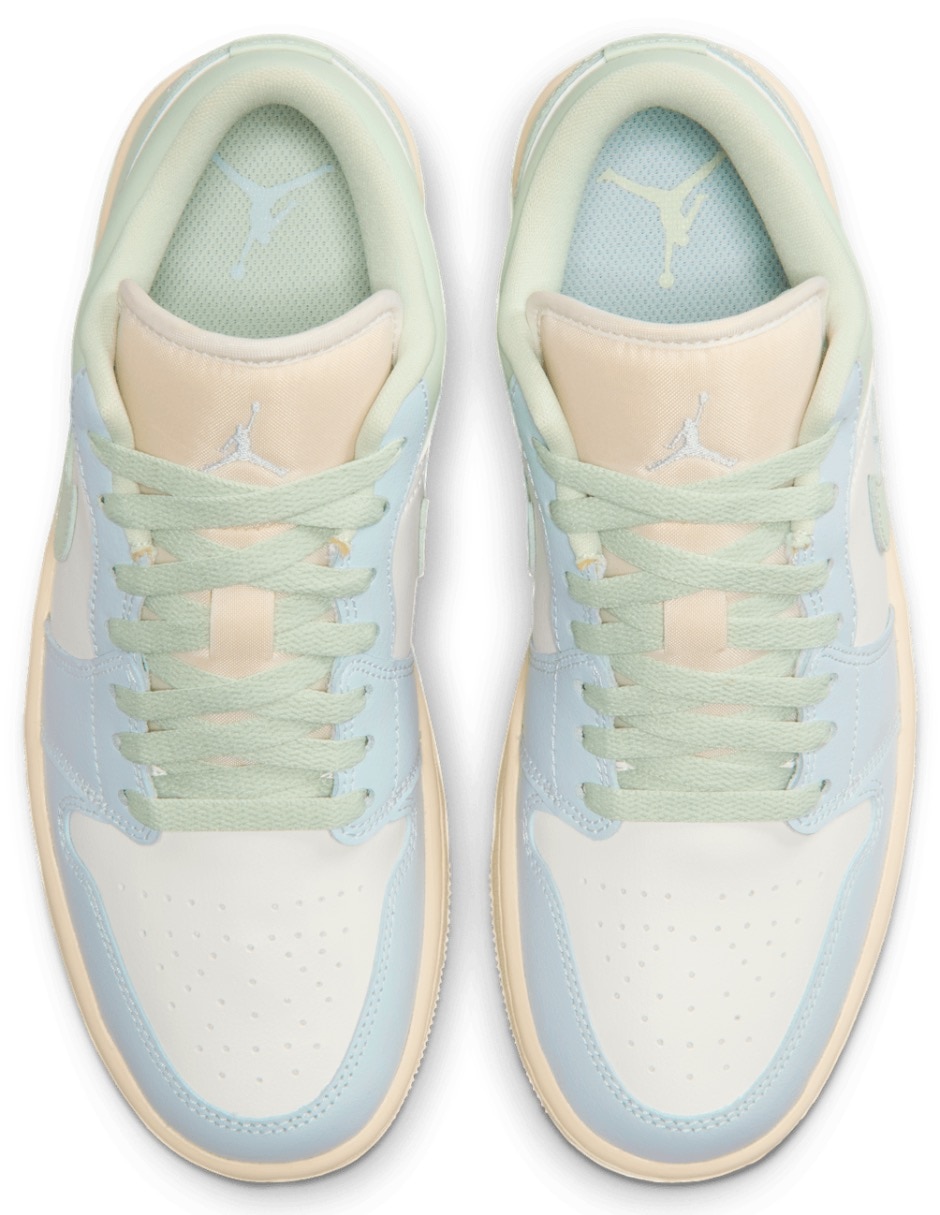 Tenis Wmns Air 1 Low 108 para mujer 4