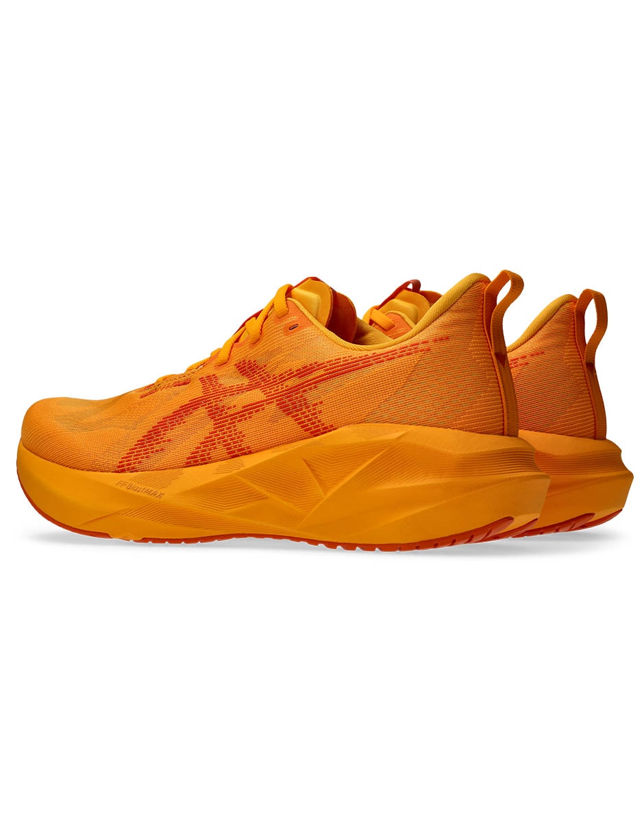 Tenis Novablast 5 para correr de hombre