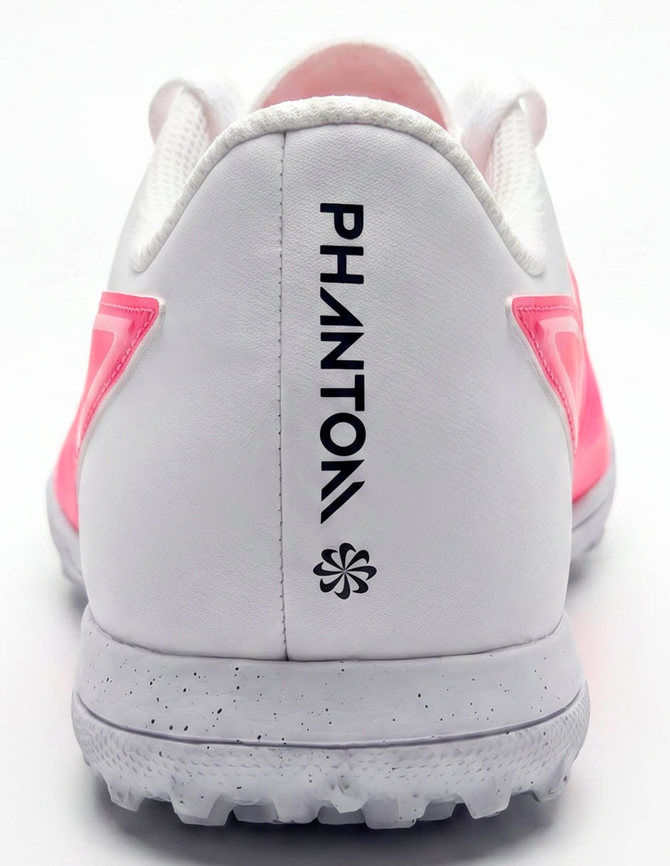Tenis phantom 6 low club para futbol nike de hombre