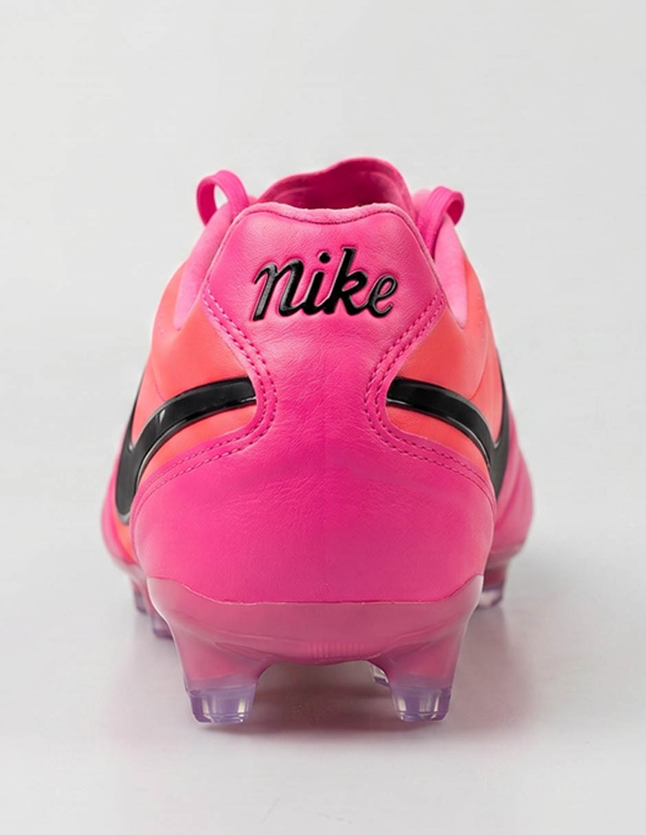 Tenis Tiempo Ligera Pro para fútbol Nike de hombre