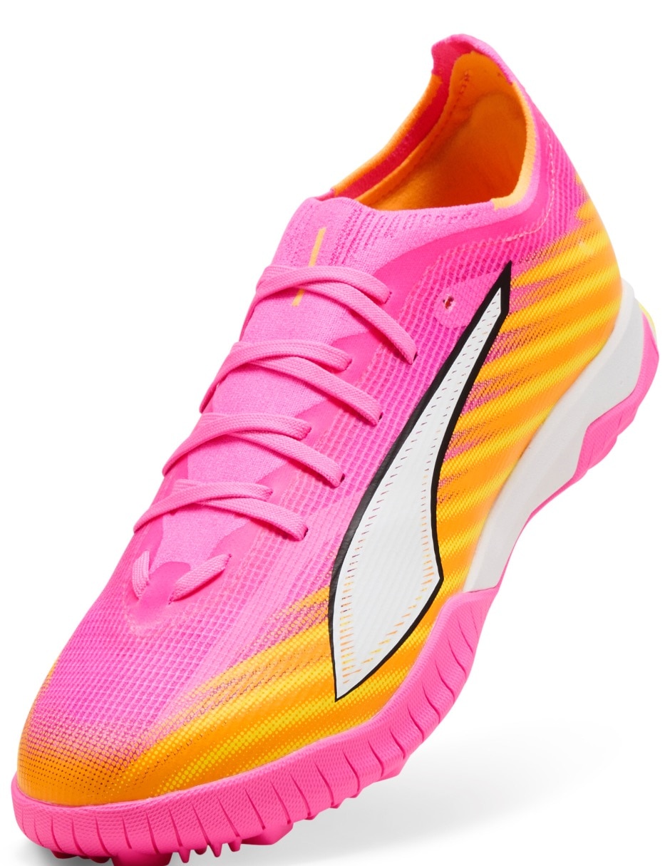 Tenis ULTRA 6 MATCH TT para Fútbol PUMA de hombre