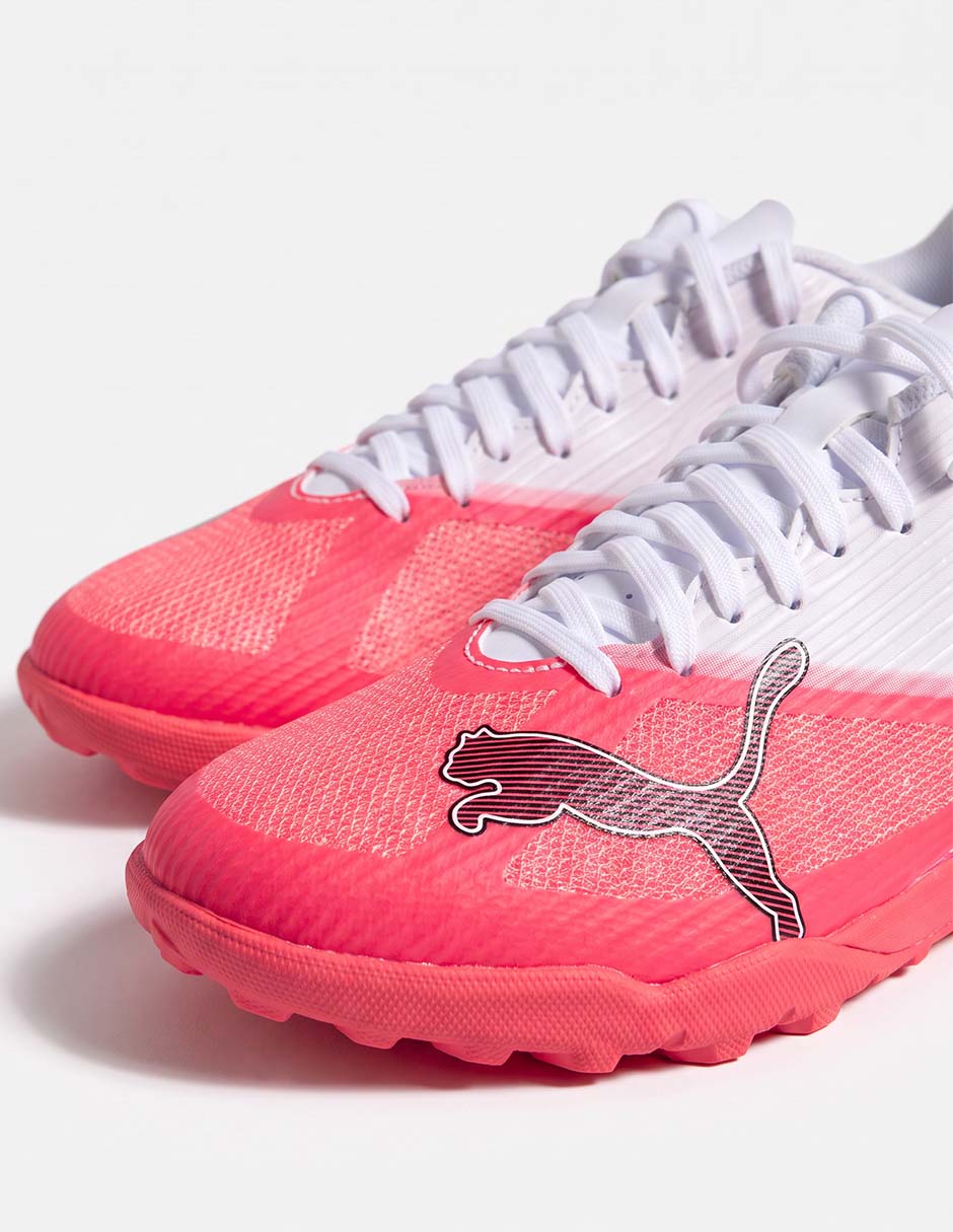 Tenis ultra 7 play tt para fútbol de hombre 4