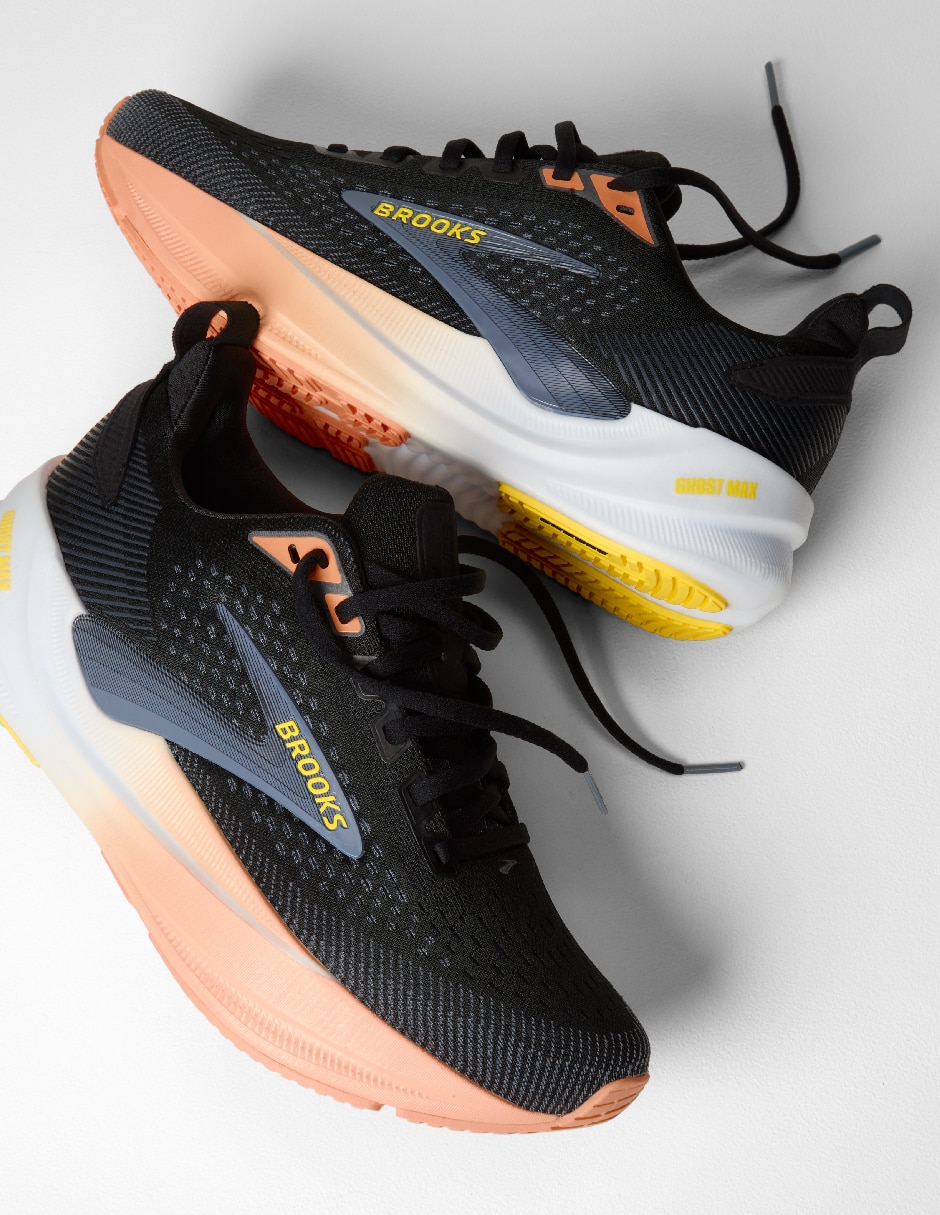 Tenis Ghost Max 4 para correr de mujer 3